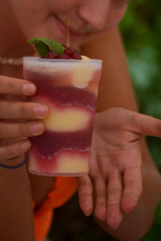 ☀️ Sommer, Slush & Stil – unsere Sneky im Einsatz ❄️🍹